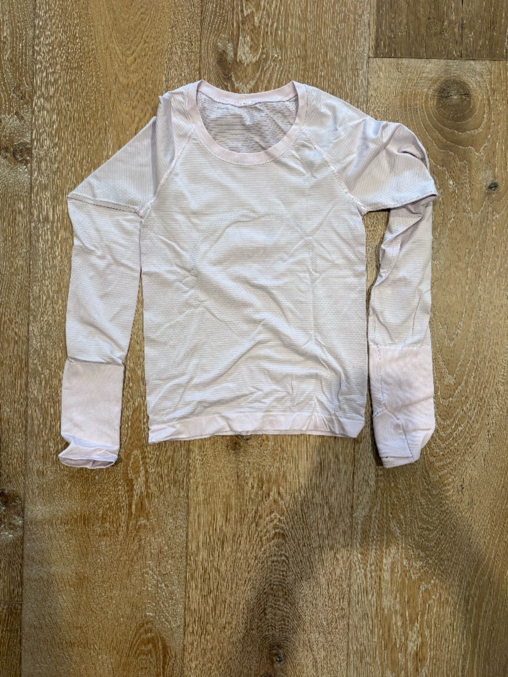 Lululemon Swiftly Tech Long Sleeve Top